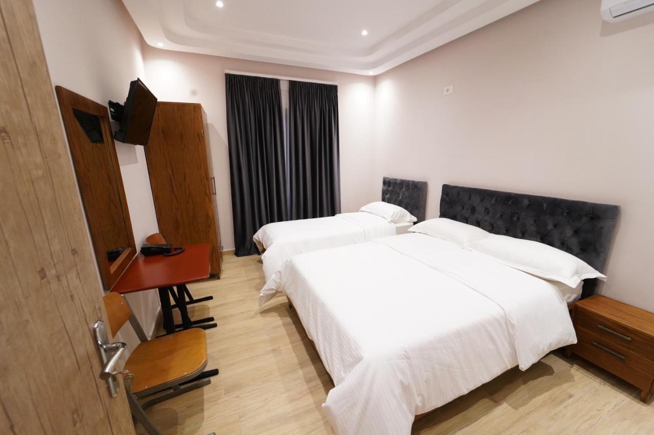 Sr99 Hotel Tiran Dış mekan fotoğraf