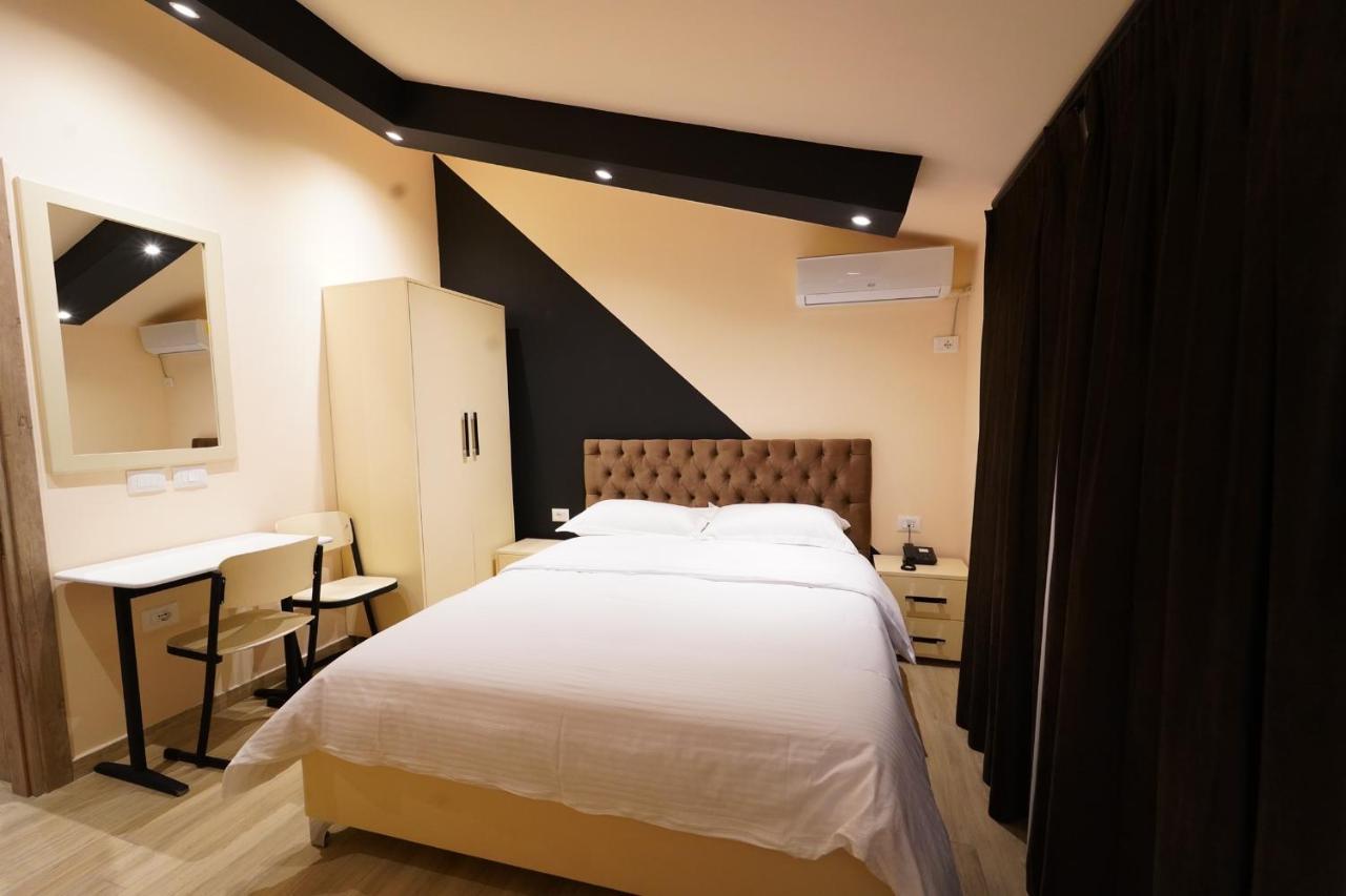 Sr99 Hotel Tiran Dış mekan fotoğraf