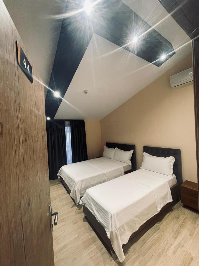 Sr99 Hotel Tiran Dış mekan fotoğraf